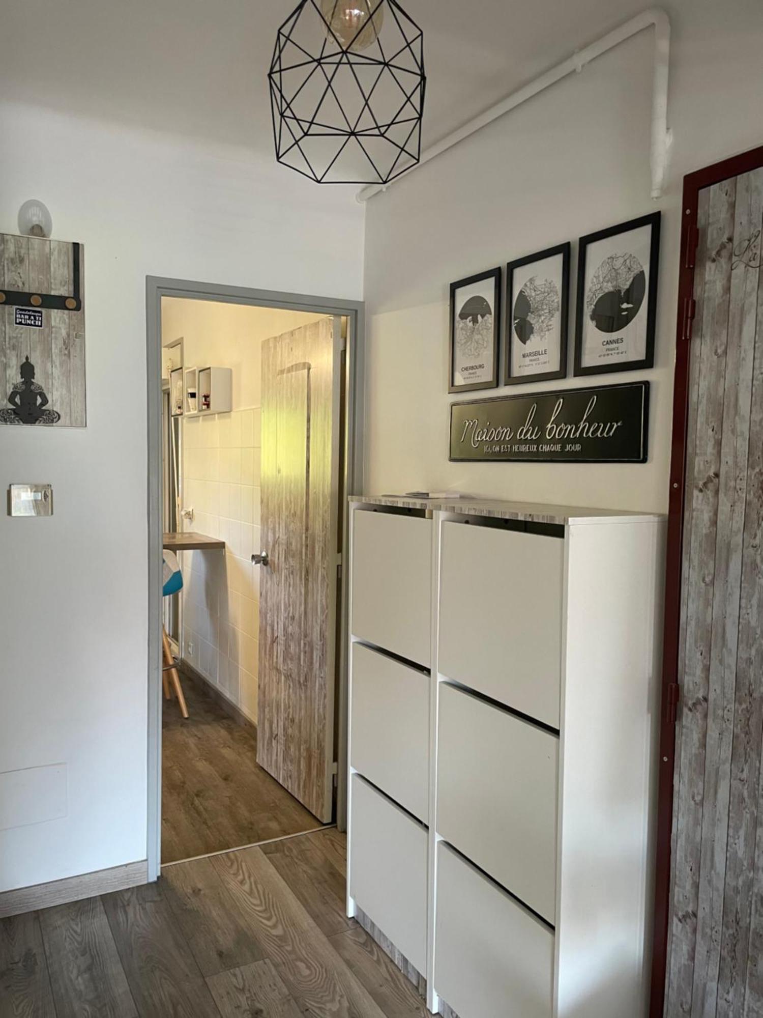 Charmant Appartement 3 Pieces Mandelieu Exteriér fotografie